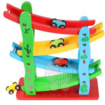 Pista de autitos de madera